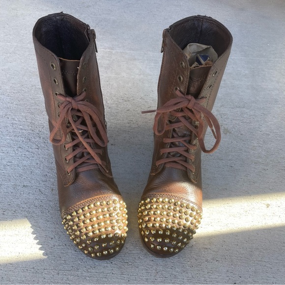 Steve Madden Distressed Brown Leather Mid-Calf Boots Gold Studs 8.5 - Picture 7 of 12